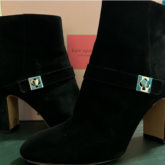 Kate Spade Black heel boots. Kate Spade Suede Thatcher bootie 8.5 - Picture 8 of 9